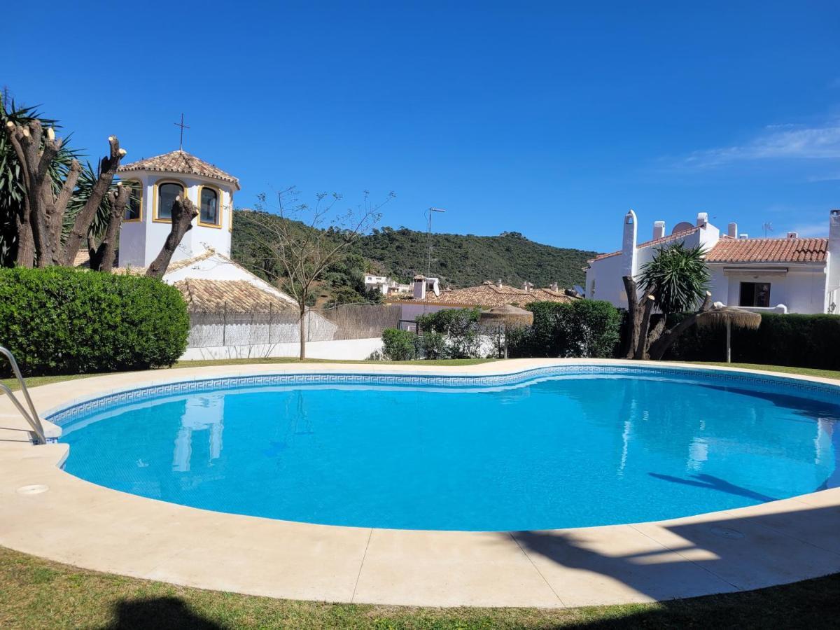 Benahavis Village Penthouse Apartment, 2 Bedrooms, Stunning Views, Swimming Pool !! Exterior foto